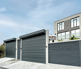 家用车库滑升门 — 守护爱车，提升别墅品质