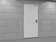 Doors and gates for refrigerated rooms